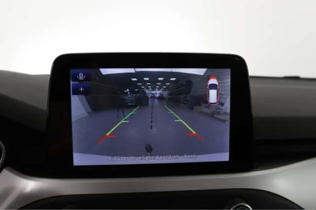 Ford Focus (2021) thumbnail 12
