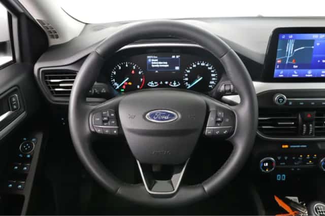 Ford Focus (2021) thumbnail 22