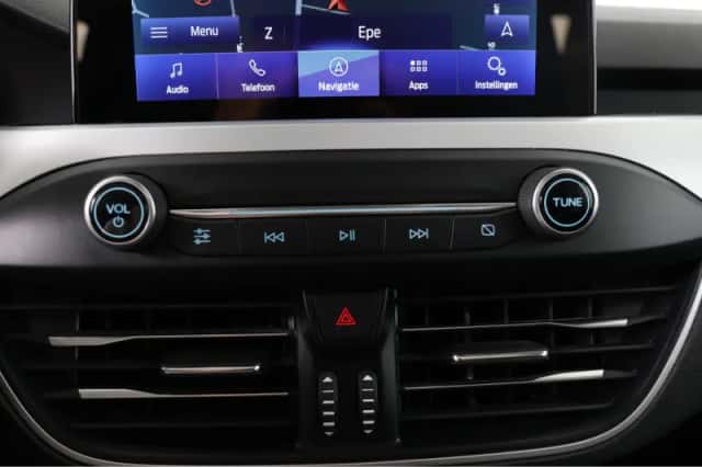 Ford Focus (2021) thumbnail 33