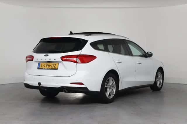Ford Focus (2021) thumbnail 7