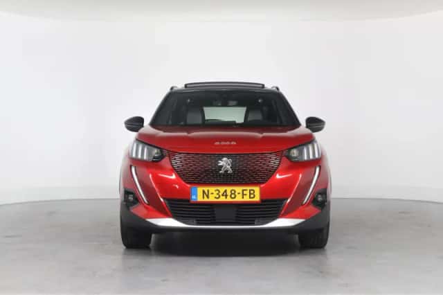 Peugeot e-2008 (2021) thumbnail 16