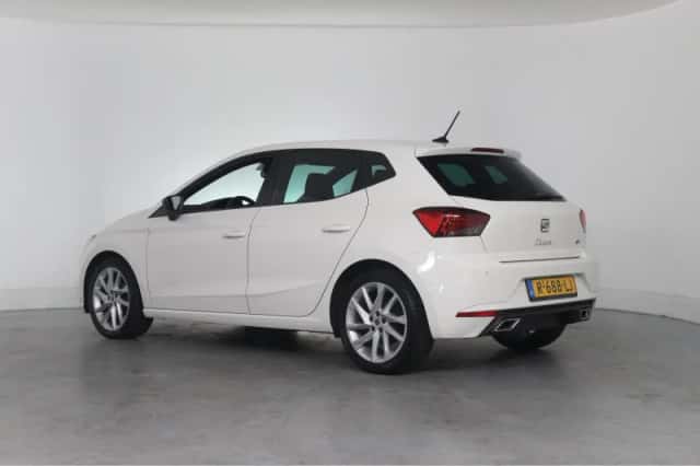 SEAT Ibiza (2022) thumbnail 3