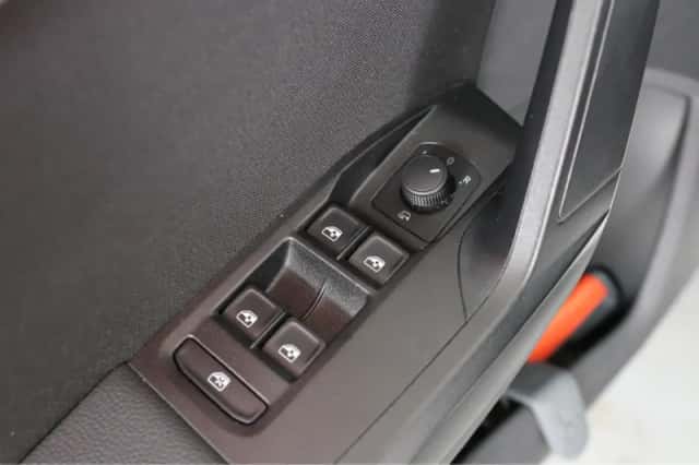 SEAT Ibiza (2022) thumbnail 24