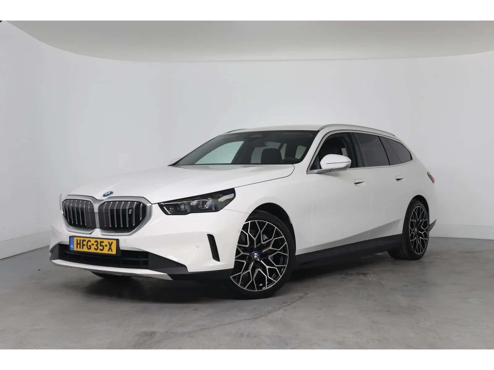 BMW i5 (2025) — foto 1