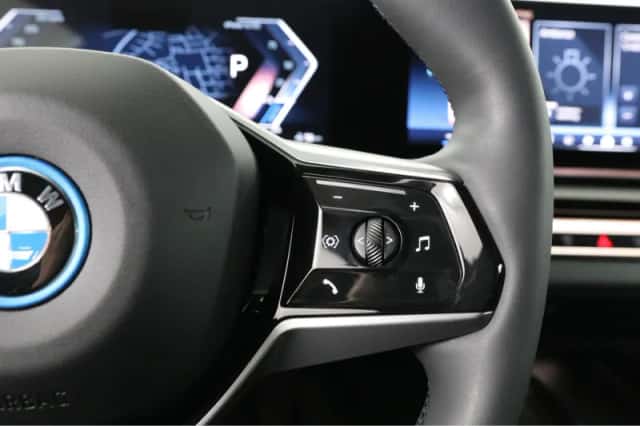 BMW i5 (2025) thumbnail 23