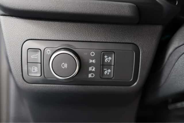 Ford Kuga (2026) thumbnail 29