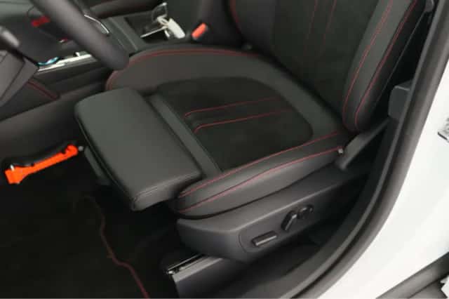 Ford Kuga (2026) thumbnail 30