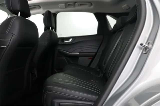 Ford Kuga (2023) thumbnail 31
