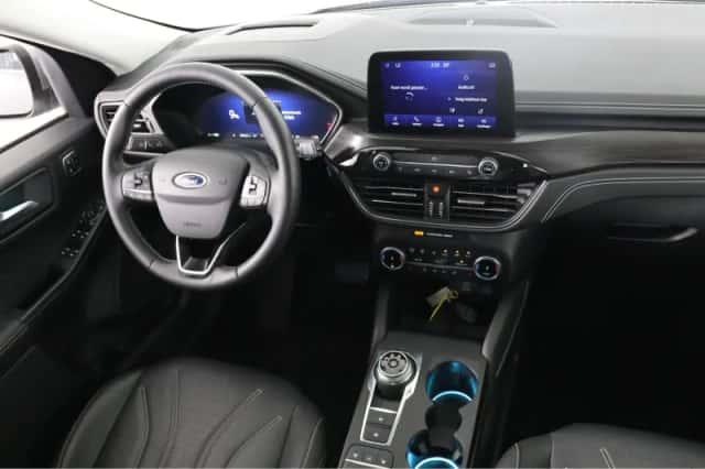 Ford Kuga (2023) thumbnail 33