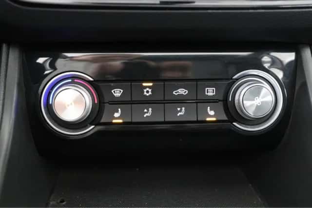 MG MG ZS (2019) thumbnail 18
