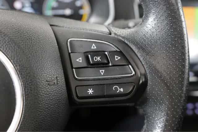 MG MG ZS (2019) thumbnail 35