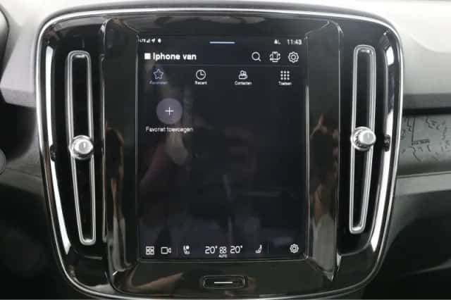 Volvo C40 (2023) thumbnail 18
