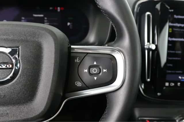 Volvo C40 (2023) thumbnail 22