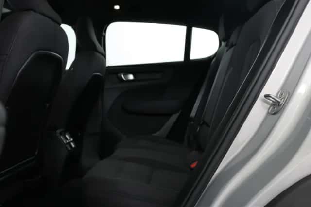 Volvo C40 (2023) thumbnail 25