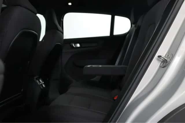 Volvo C40 (2023) thumbnail 26