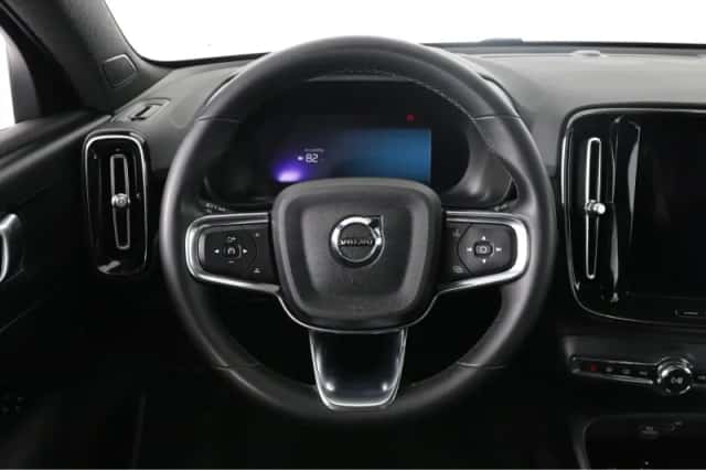Volvo C40 (2023) thumbnail 28