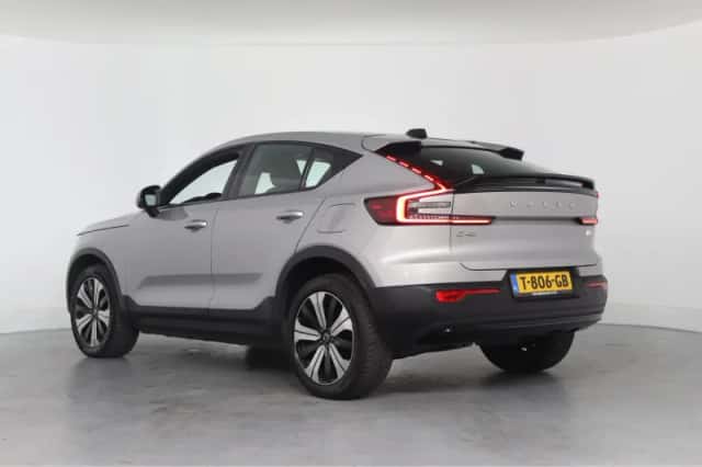 Volvo C40 (2023) thumbnail 4