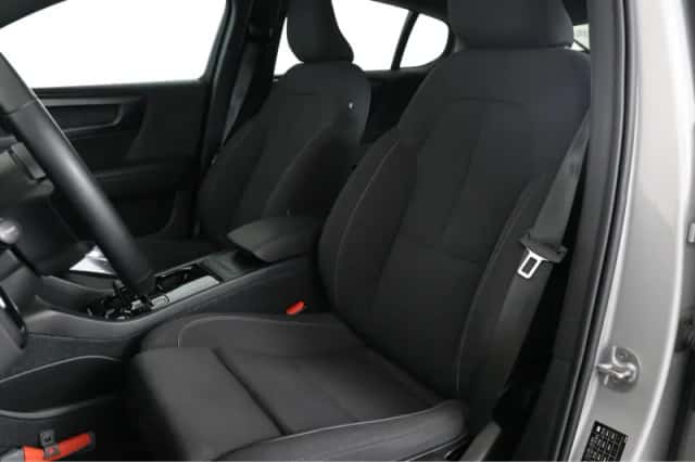 Volvo C40 (2023) thumbnail 7