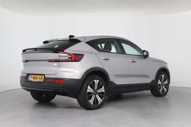 Volvo C40 (2023) thumbnail 9