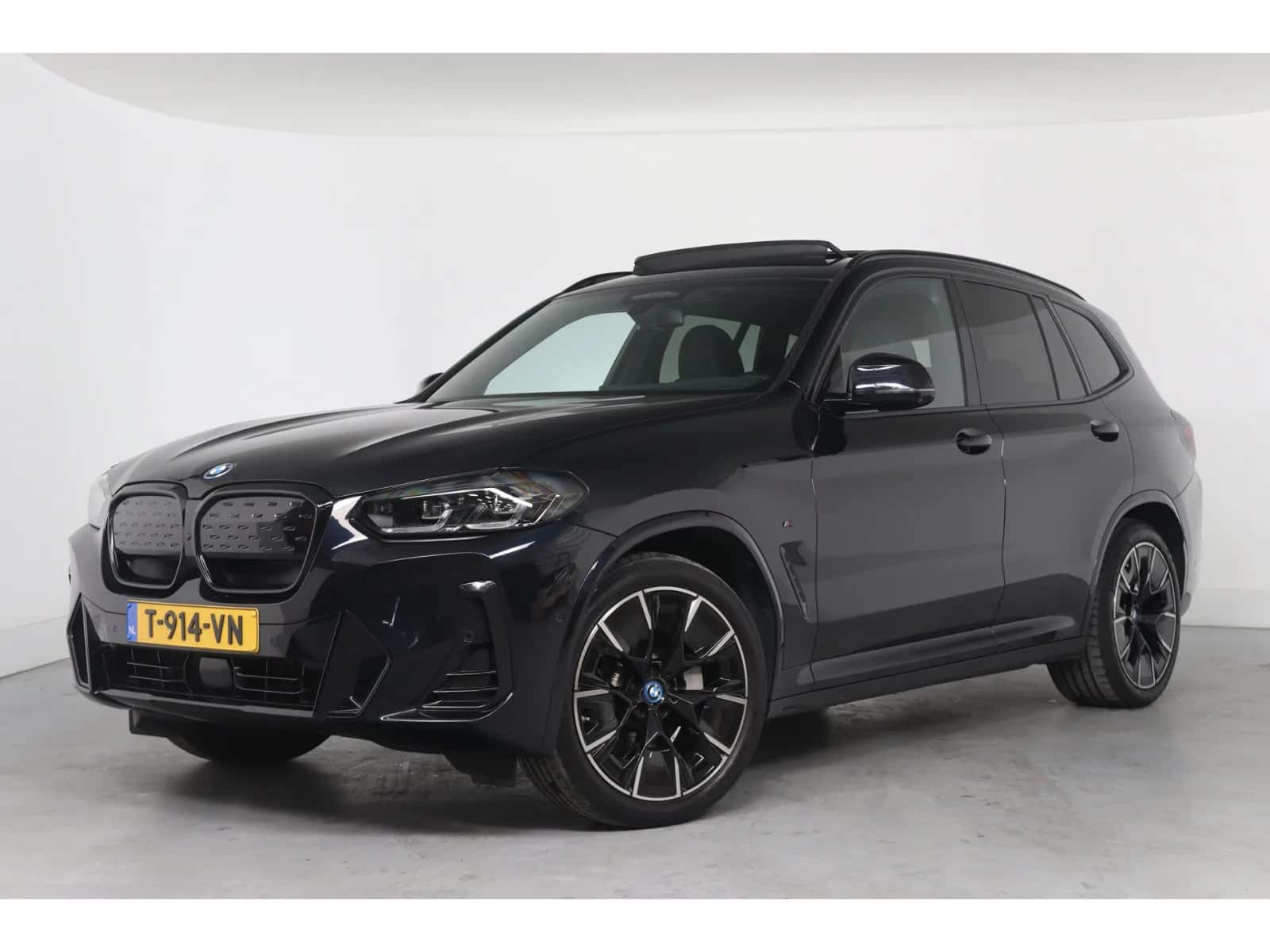 BMW iX3 (2023) — foto 1