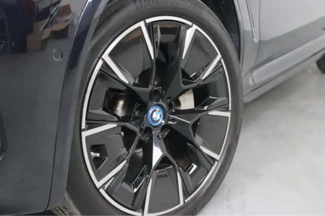 BMW iX3 (2023) thumbnail 22
