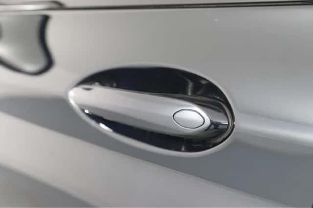 BMW iX3 (2023) thumbnail 32