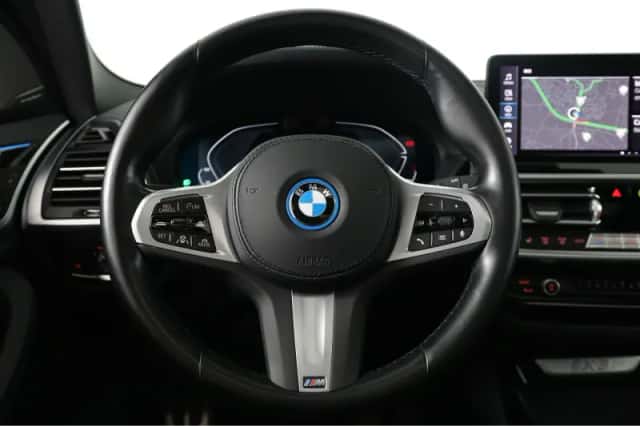 BMW iX3 (2023) thumbnail 37