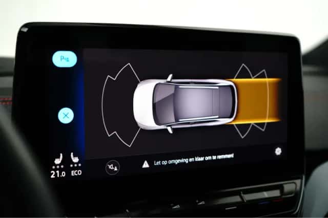 Volkswagen ID.4 (2023) thumbnail 11