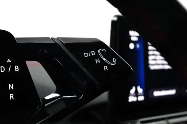 Volkswagen ID.4 (2023) thumbnail 25