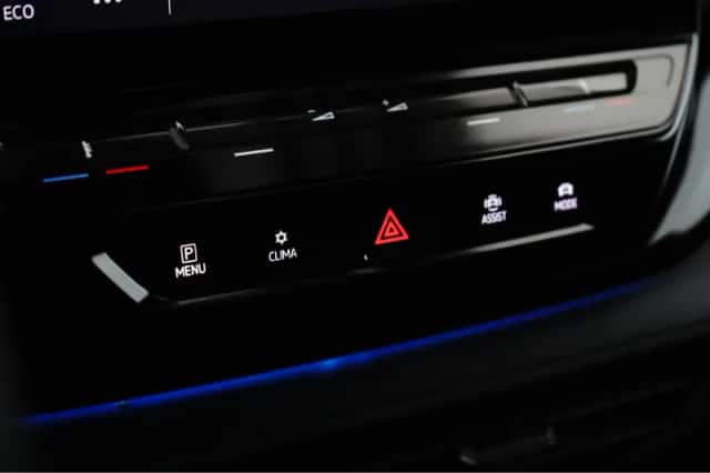 Volkswagen ID.4 (2023) thumbnail 26