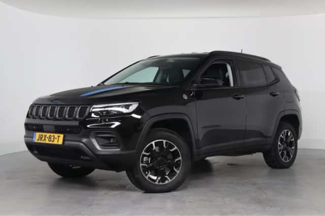 Jeep Compass (2024) thumbnail 1