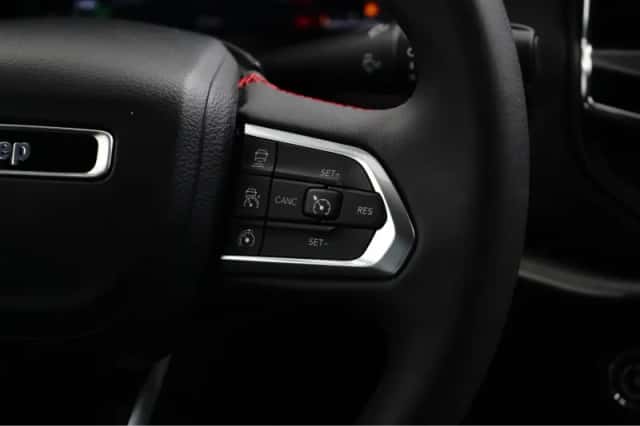Jeep Compass (2024) thumbnail 12