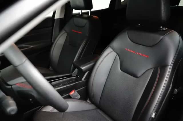 Jeep Compass (2024) thumbnail 16