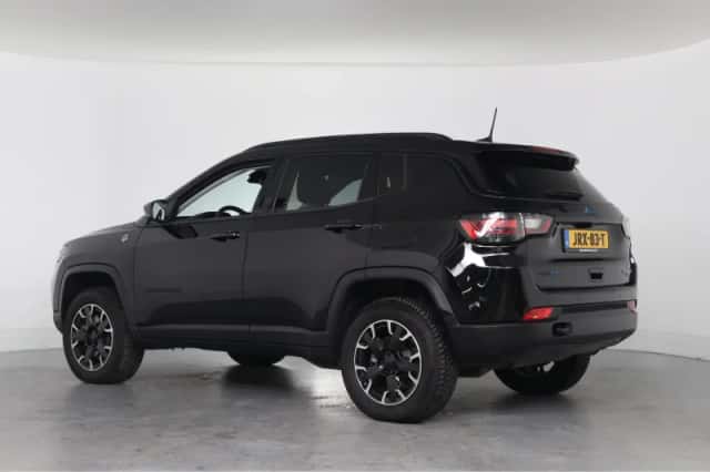 Jeep Compass (2024) thumbnail 3