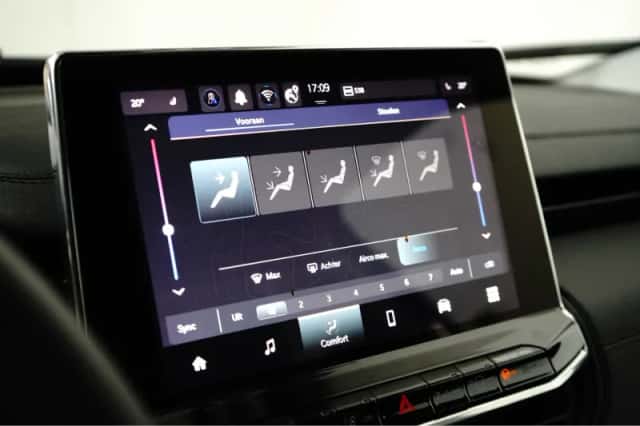 Jeep Compass (2024) thumbnail 25