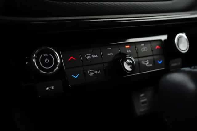 Jeep Compass (2024) thumbnail 28
