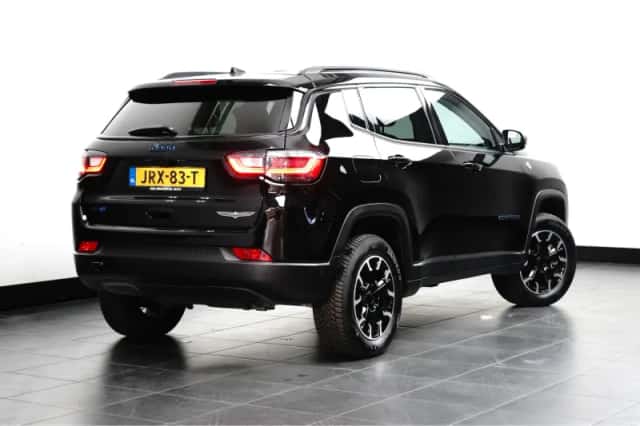 Jeep Compass (2024) thumbnail 4
