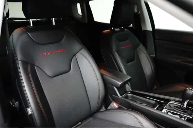 Jeep Compass (2024) thumbnail 6