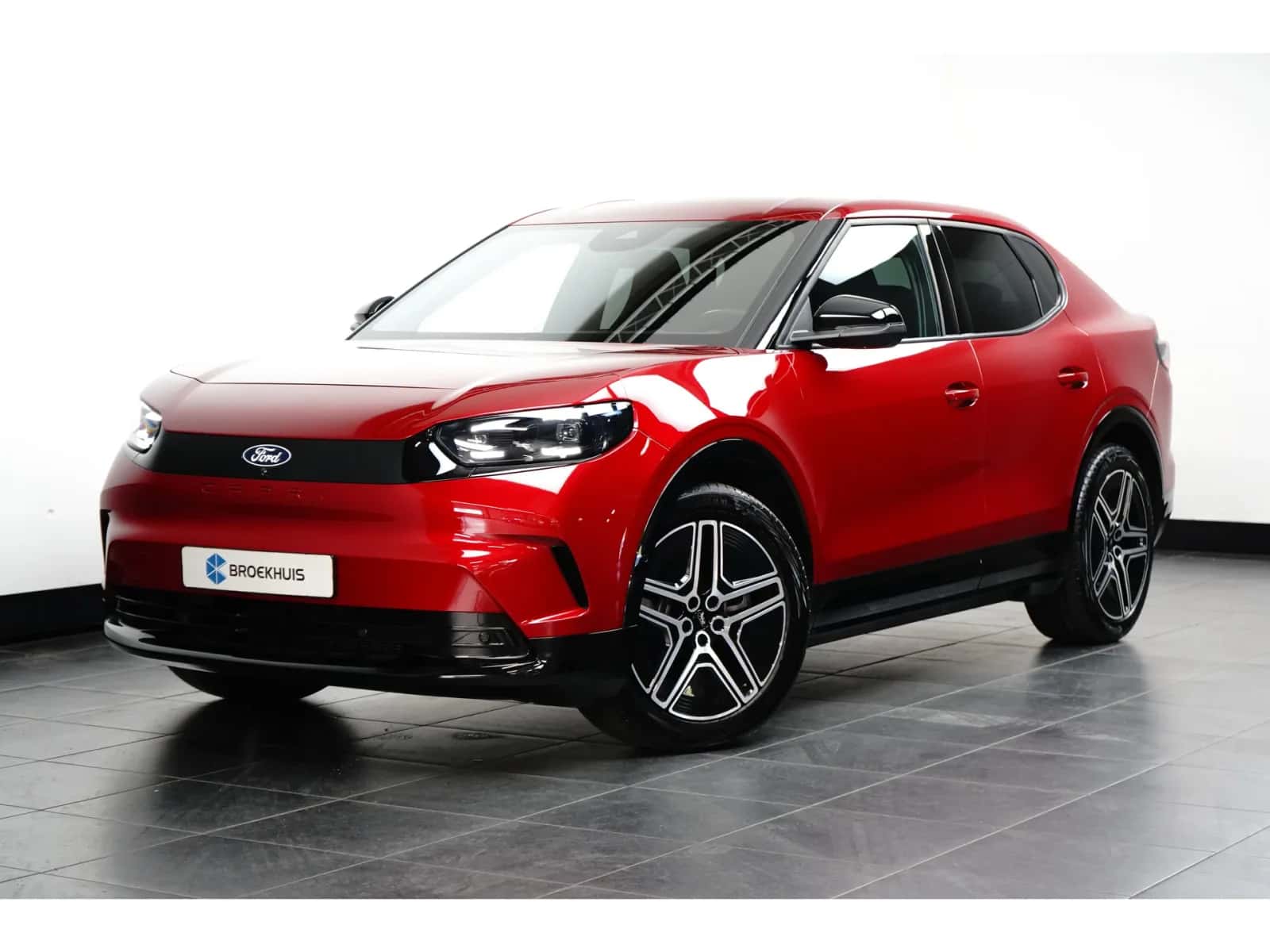 Ford Capri (2025) — foto 1