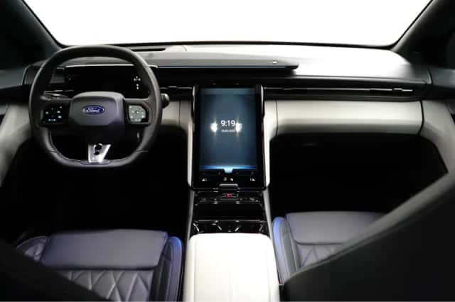 Ford Capri (2025) thumbnail 4
