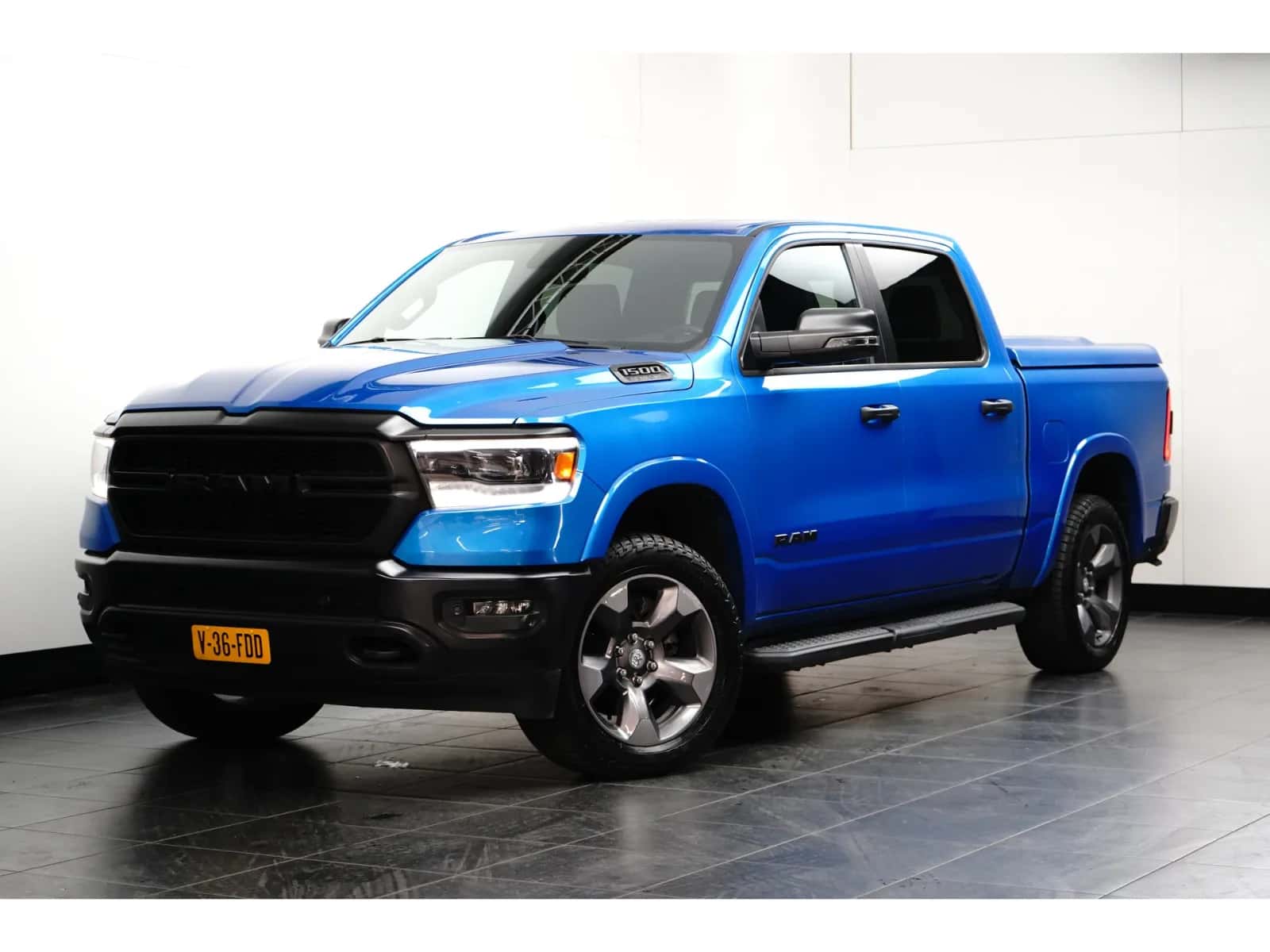 Dodge Ram (2024) — foto 1