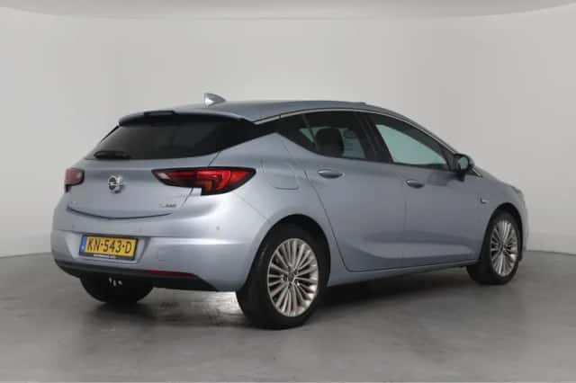 Opel Astra (2016) thumbnail 15