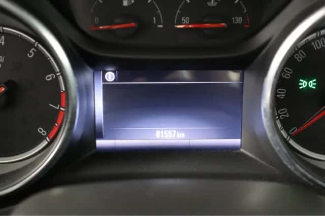 Opel Astra (2016) thumbnail 16