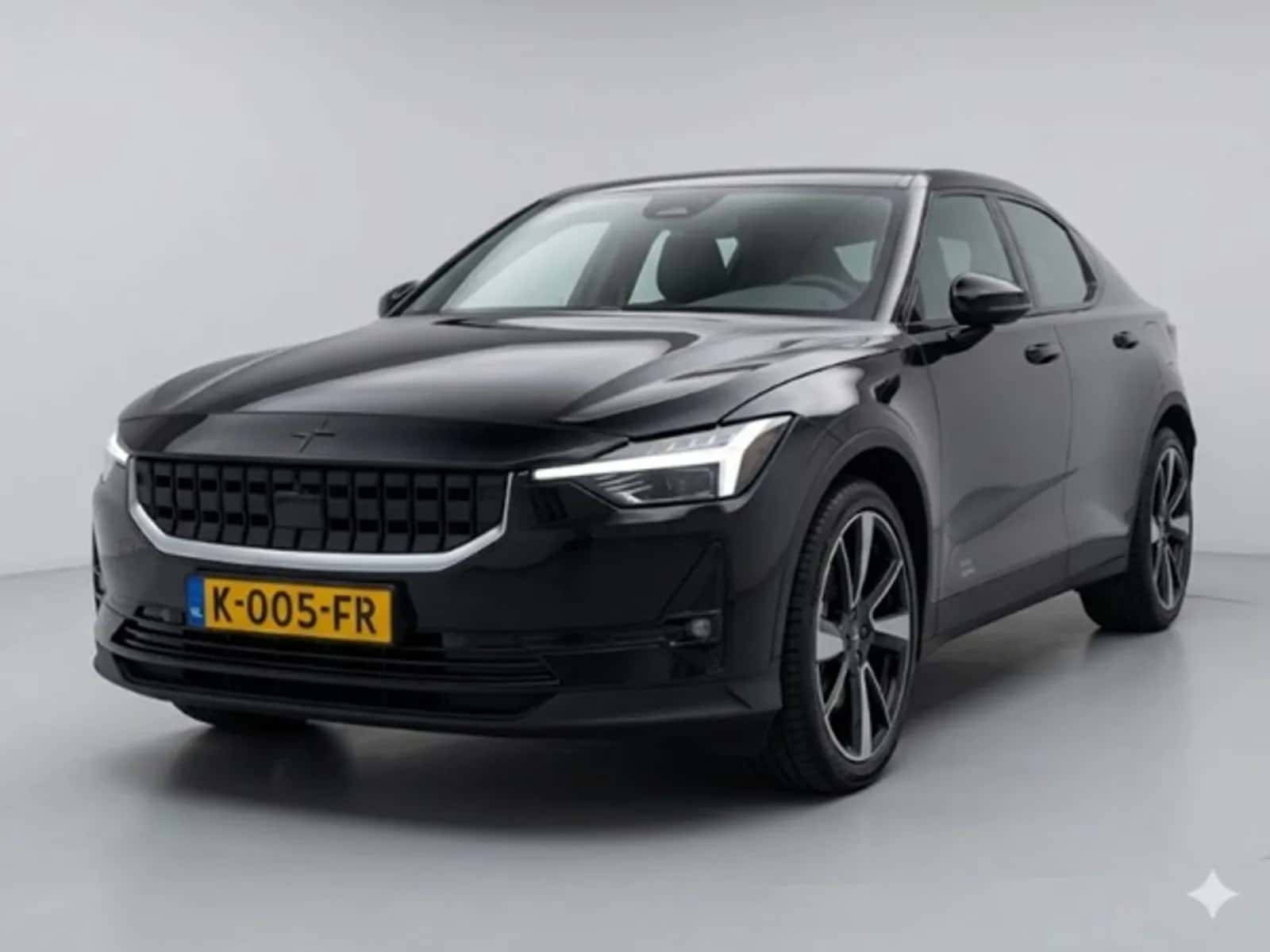Polestar 2 (2020) — foto 1
