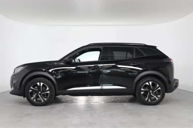 Peugeot e-2008 (2023) thumbnail 3