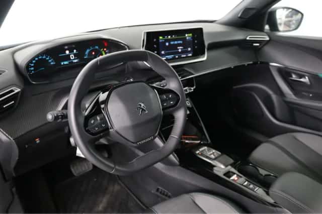 Peugeot e-2008 (2023) thumbnail 6