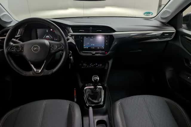 Opel Corsa (2022) thumbnail 2