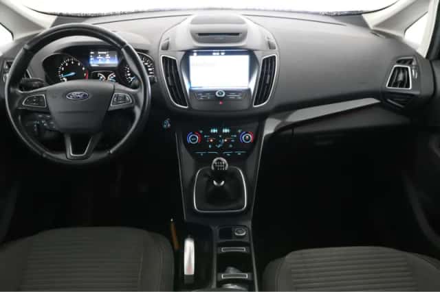 Ford C-Max (2018) thumbnail 3