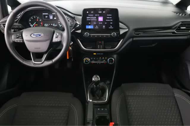 Ford Fiesta (2021) thumbnail 4