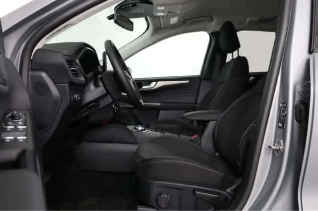 Ford Kuga (2026) thumbnail 5